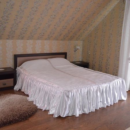 Hotel Fiyesta Starokostyantyniv 외부 사진