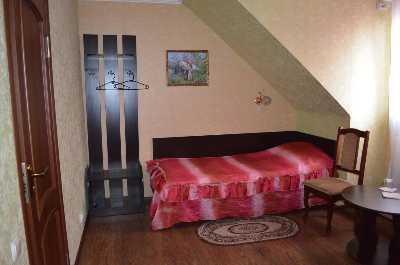 Hotel Fiyesta Starokostyantyniv 외부 사진